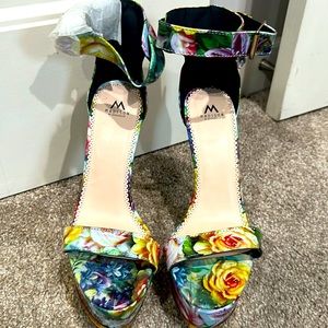 Floral Platform Heels